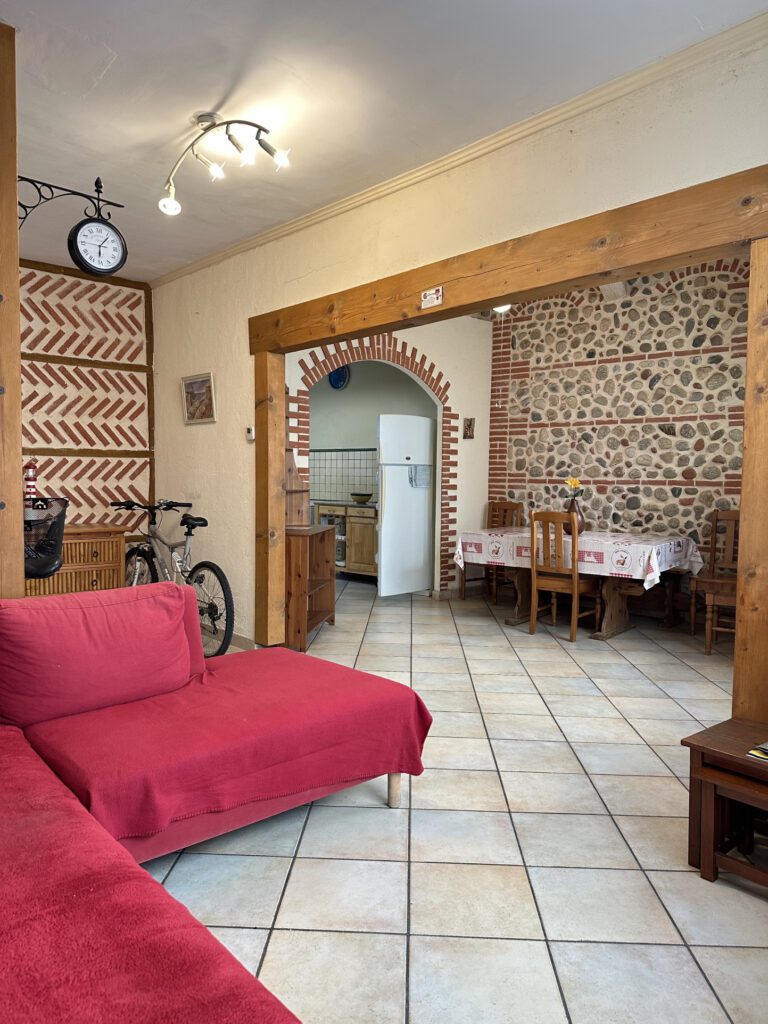 MAISON 3 chambres + cour à vendre à SAINT CYPRIEN (66750)
