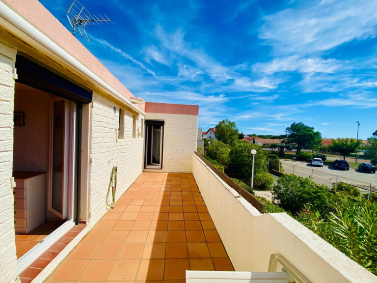 LE BARCARÈS   APPARTEMENT T3 AVEC VUE DÉGAGÉE