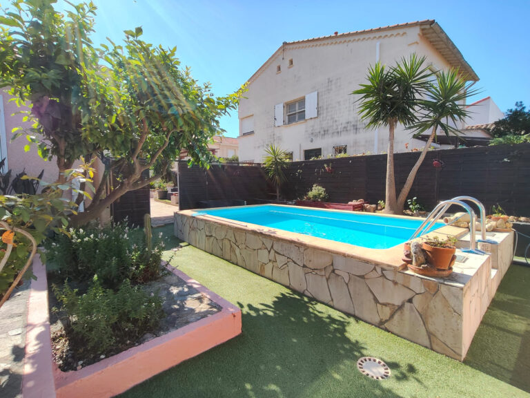 Maison de caractère à Canet-en-Roussillon 150 m de la plage